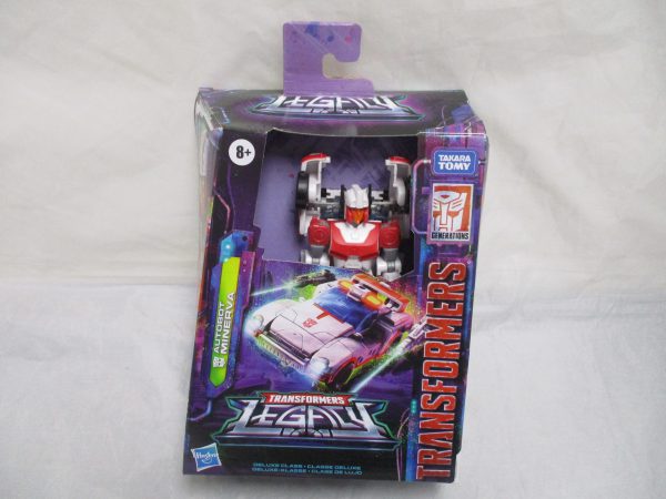Legacy Deluxe Class Autobot Minerva
