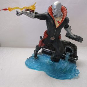 Diamond Select Destro PVC Statue