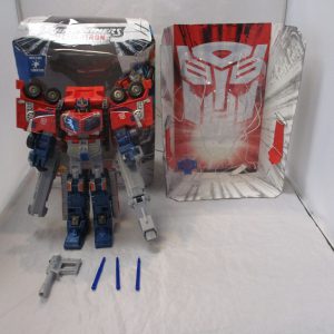 Transformers Cybertron Leader Class Optimus Prime