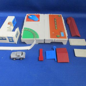 Micro Machines Travel City Suburban House