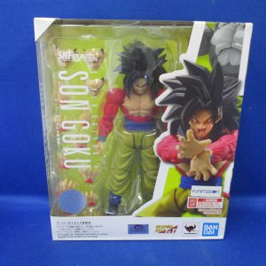 S.H. Figuarts Super Saiyan 4 Son Goku