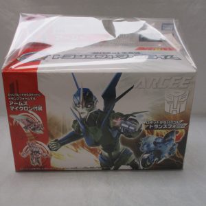 Transformers Takara Tomy Arcee