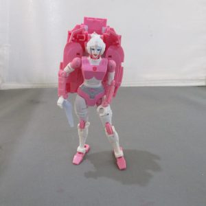 WFC Earthrise Arcee