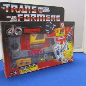 Transformers 40th Anniversary Blaster and Steeljaw