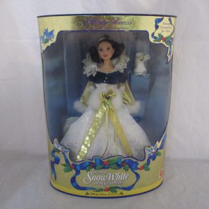 Barbie #19898 Snow White And The Seven Dwarfs Barbie