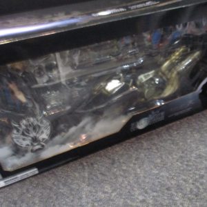 Play Arts Kai Square Enix Final Fantasy VII: Advent Children: Cloud Strife & Fenrir