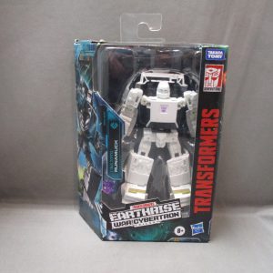 WFC Earthrise Deluxe Class Runamuck