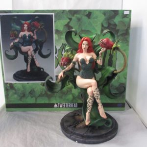 Tweeterhead Poison Ivy Statue 29/1500