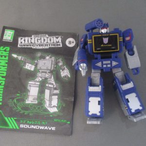 WFC Kingdom Core Class Soundwave