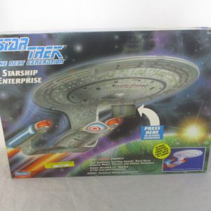 Star Trek TNG Starship Enterprise