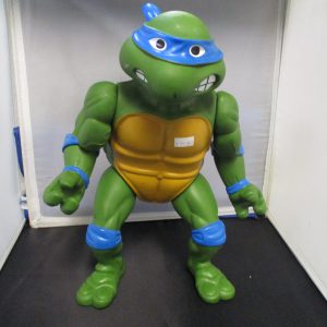 Playmates TMNT Giant Leonardo