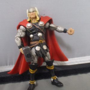 Marvel Universe 3.75" Thor