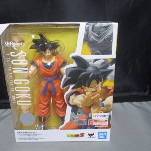 S.H. Figuarts Son Goku A Saiyan Raised on Earth