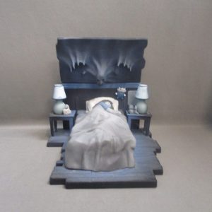 Mezco Cinema Of Fear Series 2 Nightmare On Elm Street Screen Grabs Nancy (variant color)