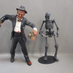 Mezco Cinema Of Fear Series 1 Nightmare On Elm Street Dream Warriors Freddy Krueger W/ Skeleton