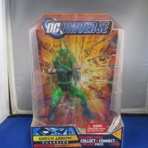 DC Universe Classics Wave 9 Green Arrow
