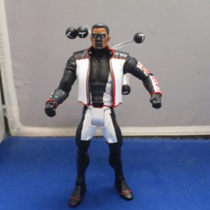 DC Universe Classics Mr Terrific