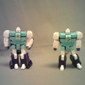 WFC Earthrise Decepticon Clones Pounce & Wingspan