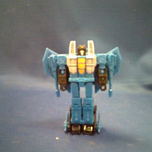 Legacy Evolutions Core Class Thundercracker