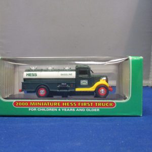 '00 Hess Miniature First Truck