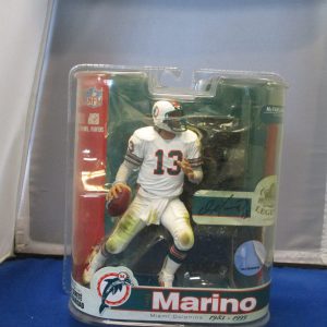 McFarlane Toys NFL Legends Series 3: Dan Marino Miami Dolphins #13