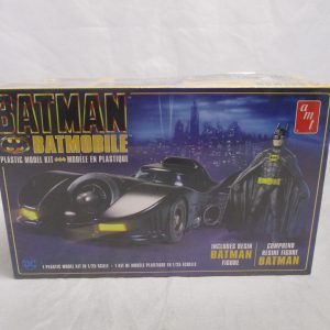AMT Batman (1989) Batmobile and Batman Figure Model Kit