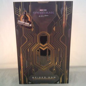 Hot Toys MMS604 Spider-Man Black and Gold Suit