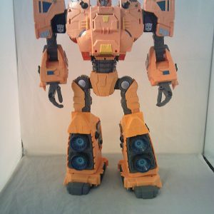 WFC Kingdom Autobot Ark